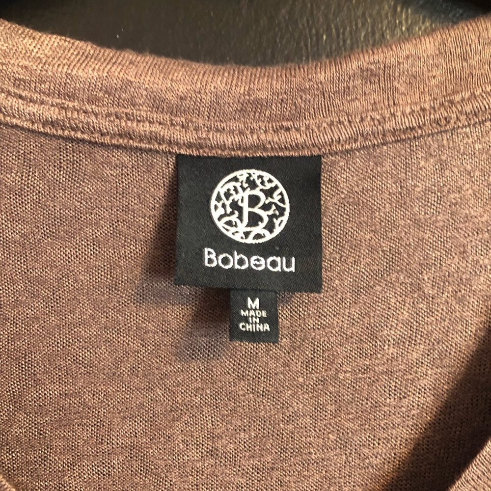 bobeau Brown V-Neck Short Sleeve Twist Front Tee - Picture 3 of 4